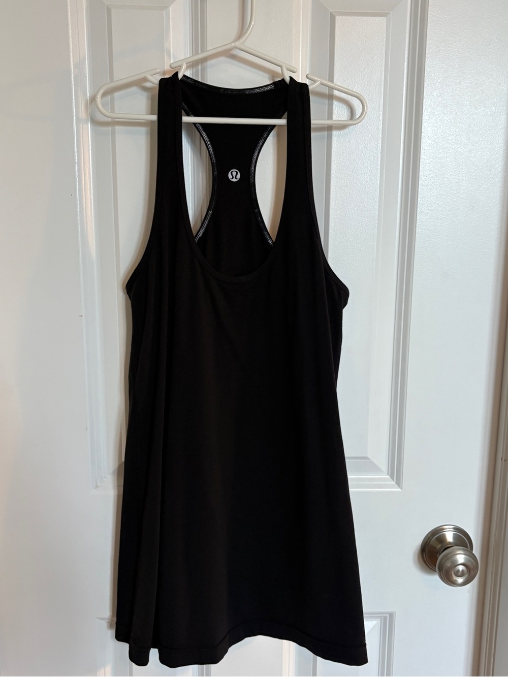 Lululemon black tank